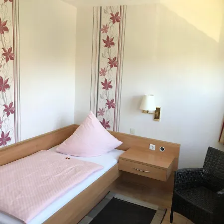 Hotel Haus Am Rieth 3*